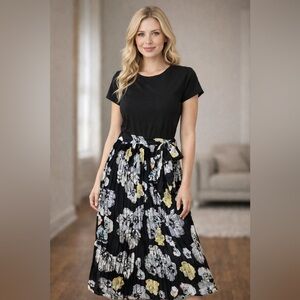 New FORCYNTHIA Jersey/Chiffon Pleated Dress